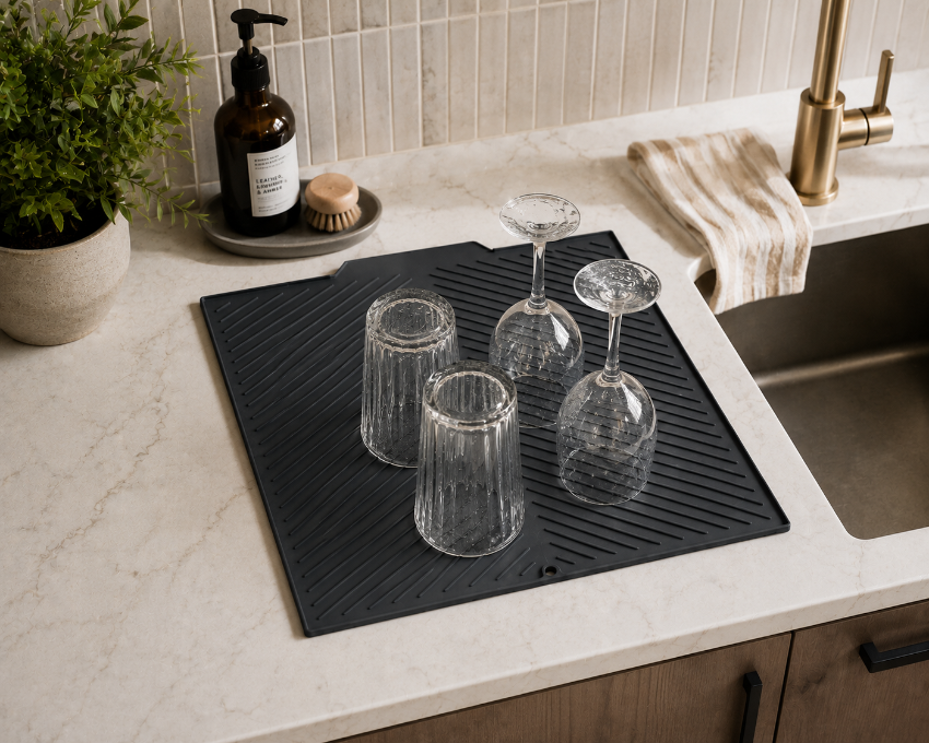 Dry Nest™ 'Quick drying, mess free surface'