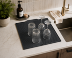 Dry Nest™ 'Quick drying, mess free surface'